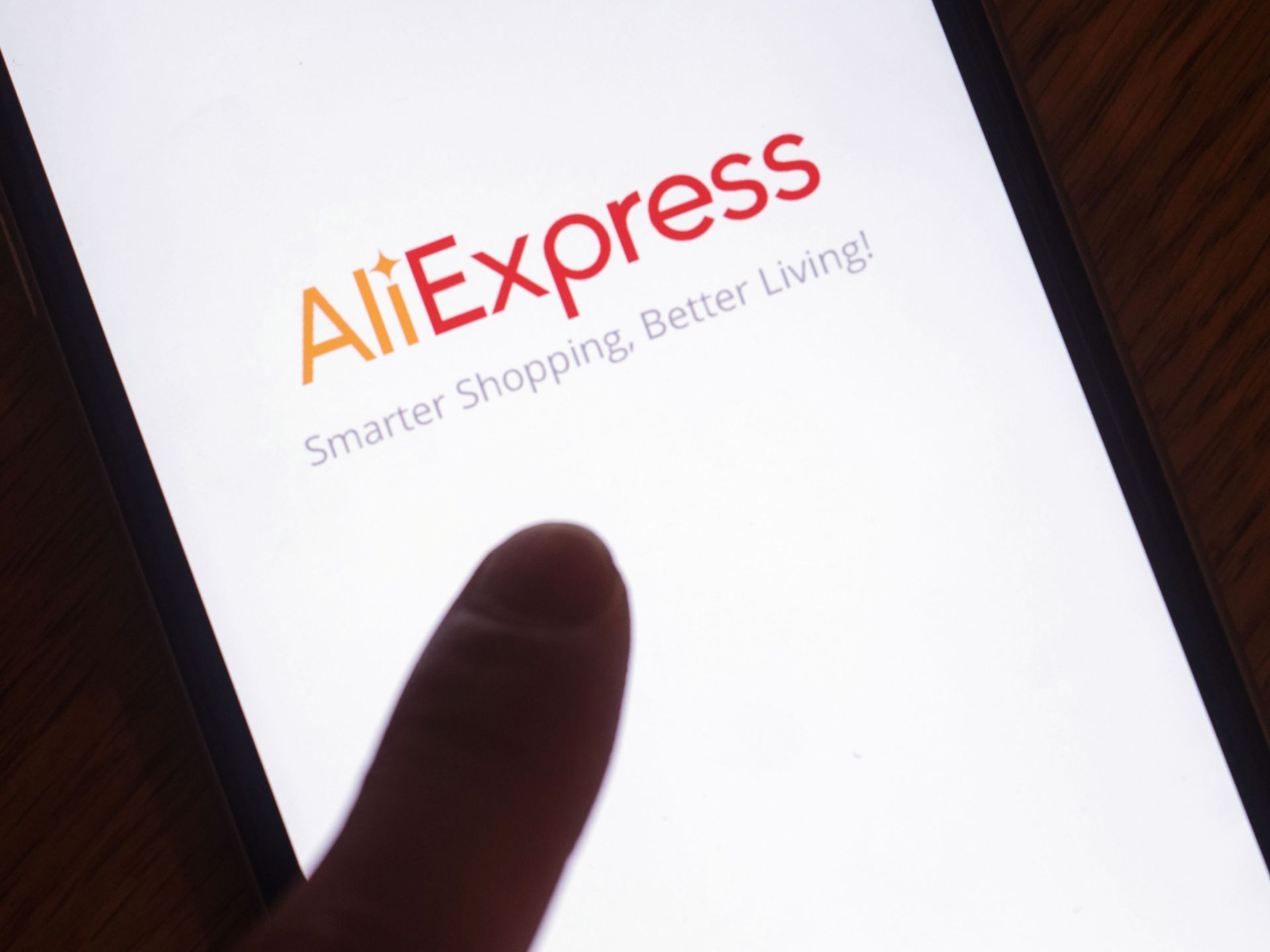 EU probes Chinese site AliExpress over potentially illegal online products | Technology News [Video]