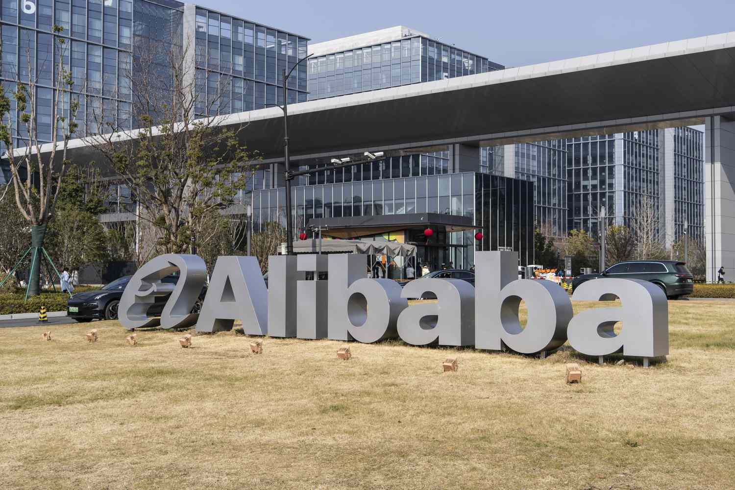 Why Alibaba Stock Closed at a 2-Year High on Wednesday [Video]