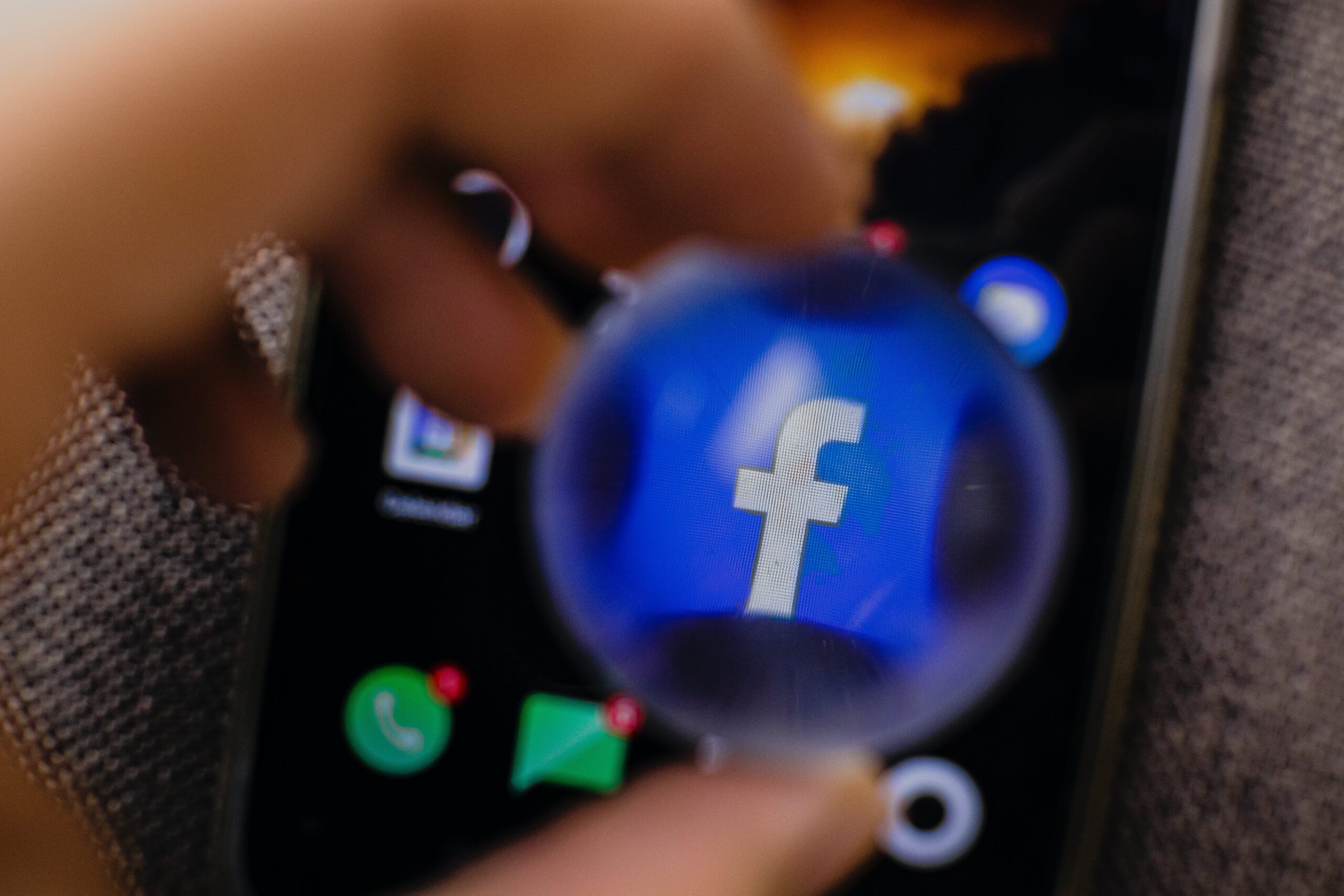 How to Spot FAKE Facebook Emails [Video]